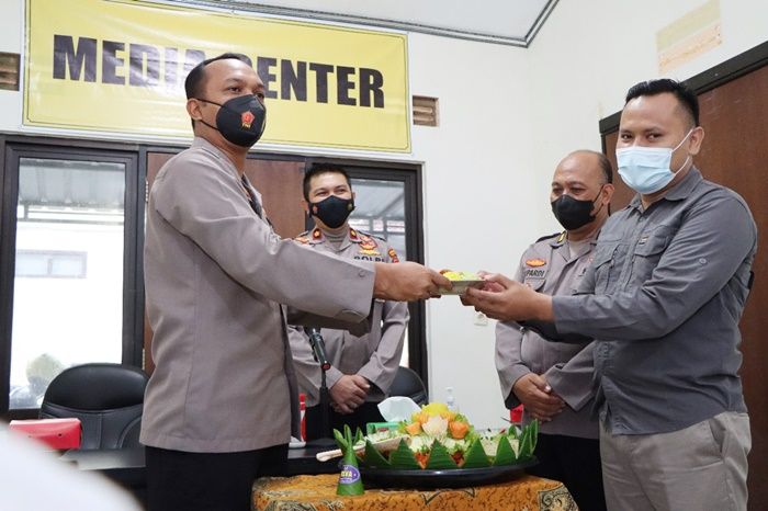 Resmikan Ruang Baru Sihumas, Kapolres Ngawi Pesan Tingkatkan Kinerja