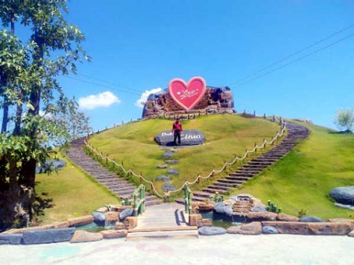 "Bukit Cinta", Destinasi Wisata Baru di Pamekasan yang Tawarkan "Selamat Pagi Madura" "Bukit Cinta", Destinasi Wisata Baru di Pamekasan yang Tawarkan "Selamat Pagi Madura"