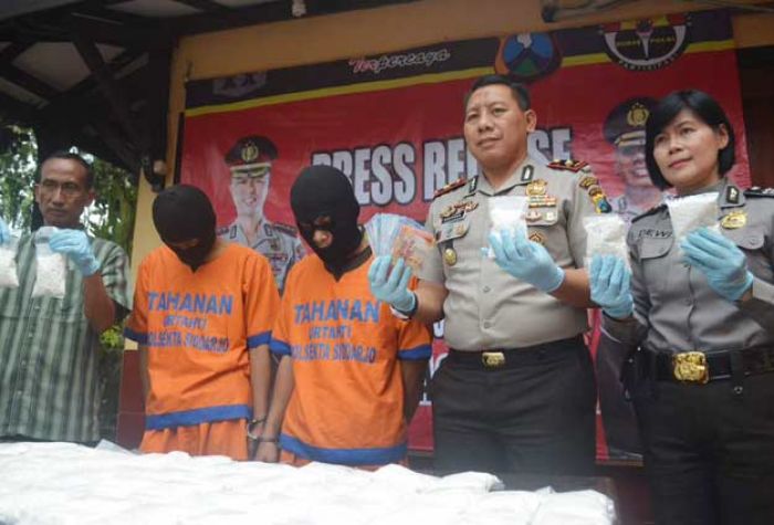 Gerebek Rumah Pengedar di Gedangan Sidoarjo, Polisi Amankan Ribuan Butir Pil Koplo