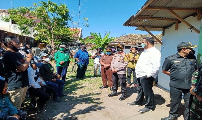 Didatangi Forkopimda, Paguyuban PKL Kota Probolinggo Gagal Gelar Aksi Demo Didatangi Forkopimda, Paguyuban PKL Kota Probolinggo Gagal Gelar Aksi Demo