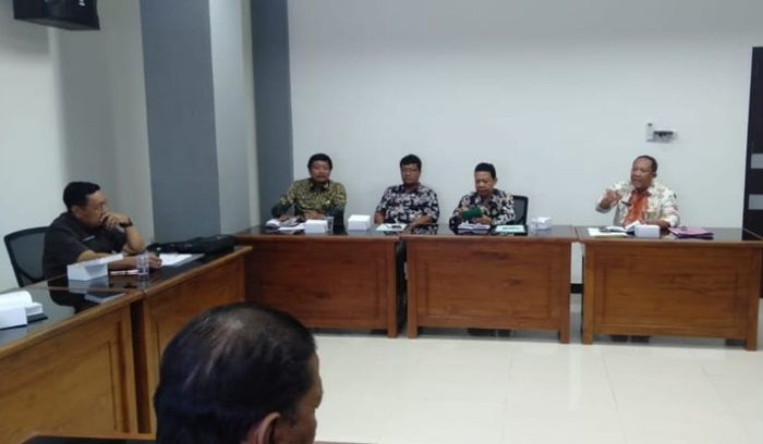 Minimnya Blangko e-KTP di Ngawi Disoroti Dewan Dalam Hearing Minimnya Blangko e-KTP di Ngawi Disoroti Dewan Dalam Hearing