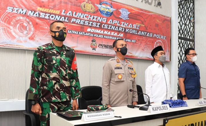Forkopimda Kota Pasuruan Hadiri Peluncuran Aplikasi Sinar, Platform SIM Online Terobosan Baru Polri Forkopimda Kota Pasuruan Hadiri Peluncuran Aplikasi Sinar, Platform SIM Online Terobosan Baru Polri