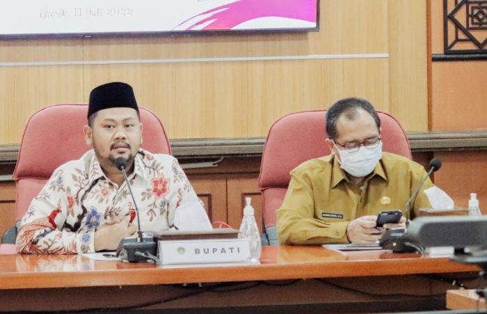 Bupati Gresik Buka Lelang Jabatan Kepala Dispendukcapil dan DKP Bupati Gresik Buka Lelang Jabatan Kepala Dispendukcapil dan DKP