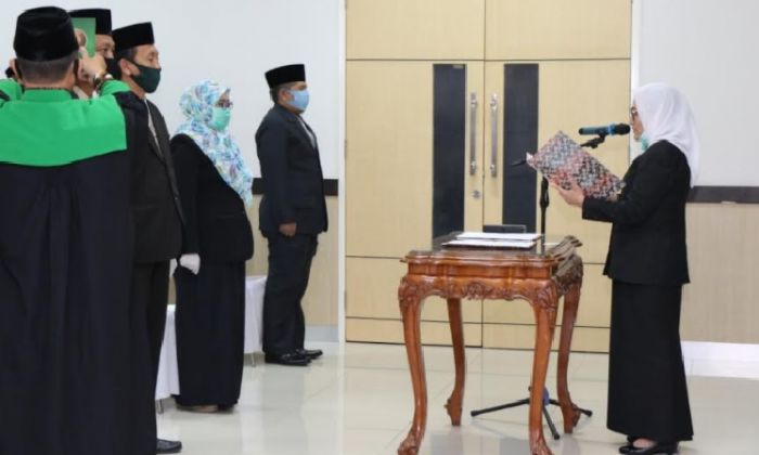 Persiapan SOTK Baru, Bupati Bojonegoro Lantik 40 Pejabat Persiapan SOTK Baru, Bupati Bojonegoro Lantik 40 Pejabat
