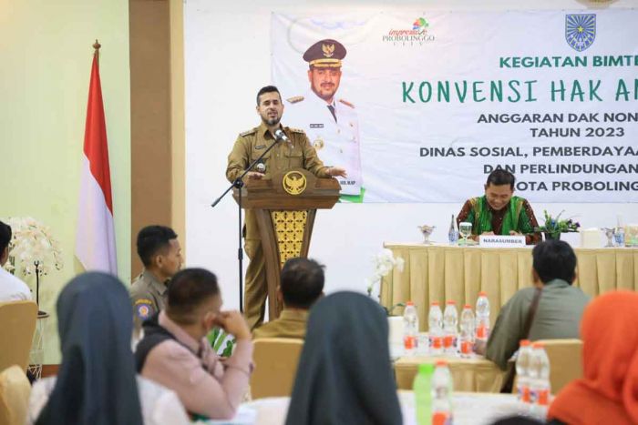 Bimtek KHA, Wali Kota Probolinggo Ajak Penuhi Hak Anak Bimtek KHA, Wali Kota Probolinggo Ajak Penuhi Hak Anak