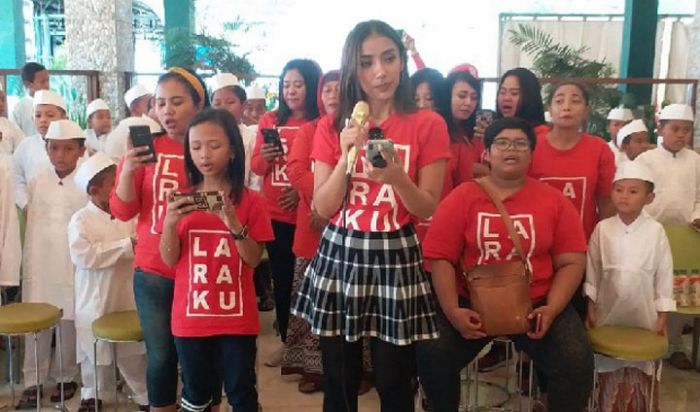Peringati Hari Sumpah Pemuda, Lara Silvy Gelar Khitan Massal Peringati Hari Sumpah Pemuda, Lara Silvy Gelar Khitan Massal