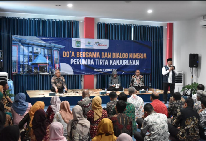 Perumda Tirta Kanjuruhan Sosialisasikan RKA 2024 Melalui Dialog Kinerja Secara Bergantian