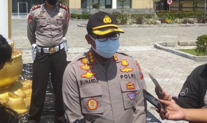 Pesan Kapolresta Sidoarjo kepada Anggota: Jangan Takut Ambil Tindakan Tegas dan Terukur Pesan Kapolresta Sidoarjo kepada Anggota: Jangan Takut Ambil Tindakan Tegas dan Terukur