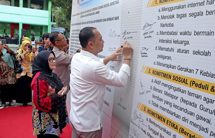 Waspadai Game Kekerasan, Surabaya Gandeng Densus 88 Edukasi Pelajar