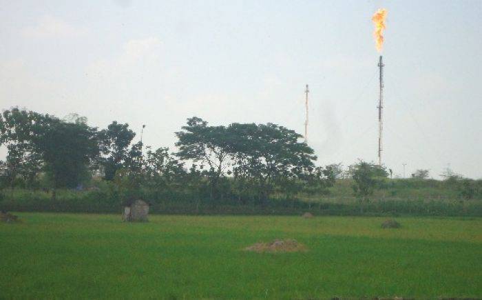 Warga Terdampak Flaring Migas Blok Cepu Bojonegoro Minta Ganti Rugi Uang Warga Terdampak Flaring Migas Blok Cepu Bojonegoro Minta Ganti Rugi Uang