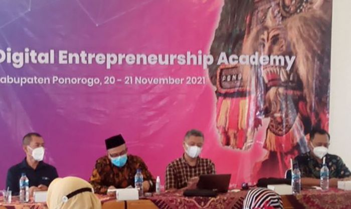 BPSDMP Kominfo Surabaya-Dinas Perdakum Ponorogo Gelar Digital Enterpreneur BPSDMP Kominfo Surabaya-Dinas Perdakum Ponorogo Gelar Digital Enterpreneur