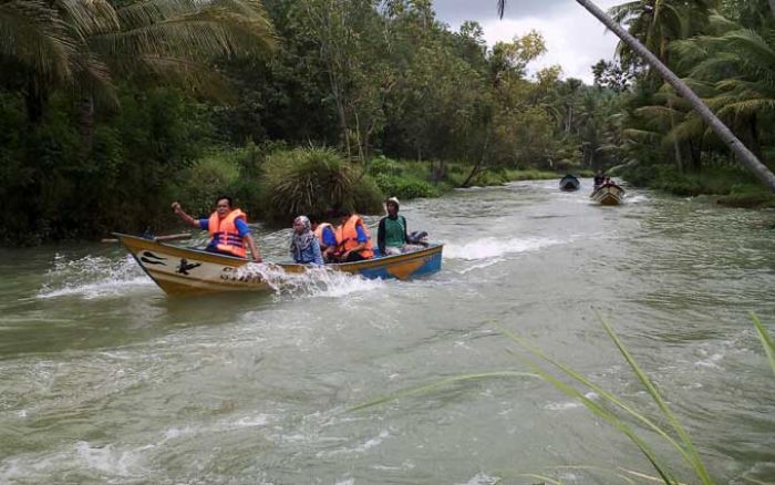 Libur Lebaran, Kunjungan Wisata di Pantai Watu Karung Pacitan Melonjak Drastis