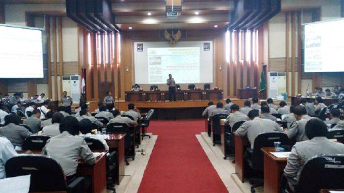 Jajaran Polres Malang Jalani Tes Psikologi Senpi Jajaran Polres Malang Jalani Tes Psikologi Senpi