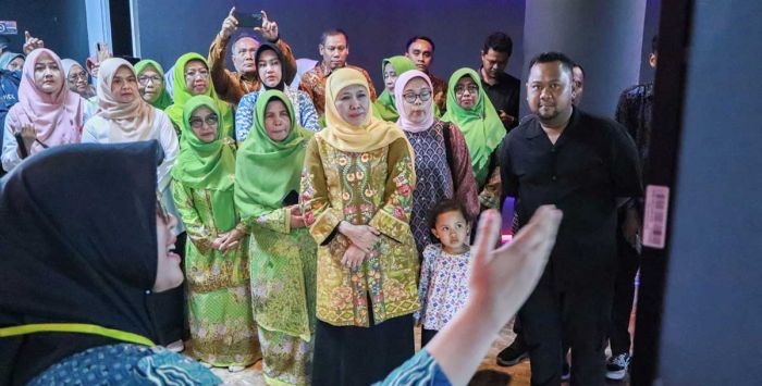 Kunjungi Wisata Edukasi GUS Gresik, Gubernur Khofifah Dorong Literasi Digital dan Budaya Lokal