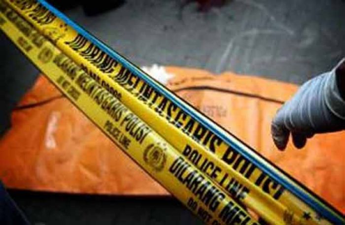 Diduga Korban Pembunuhan, Mayat Perempuan Bersimbah Darah di Perumahan Puncak Permai Diduga Korban Pembunuhan, Mayat Perempuan Bersimbah Darah di Perumahan Puncak Permai