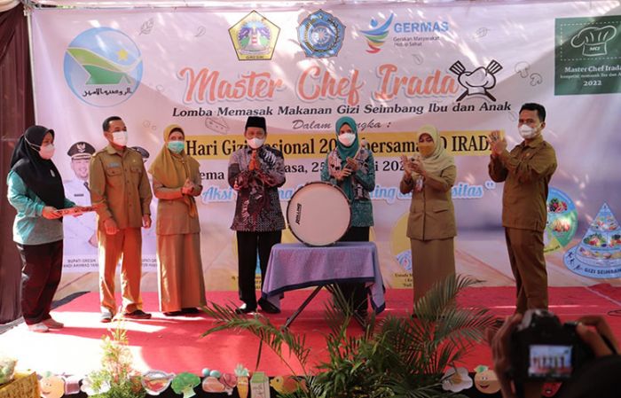 Peringati Hari Gizi Nasional, Ketua TP PKK Gresik Buka Lomba Memasak Makanan Bergizi di SD Irada