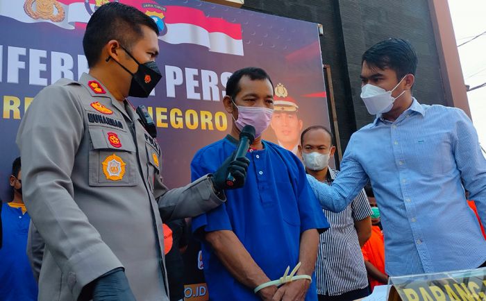 Tipu Dua Orang Puluhan Juta, Kades Kanten Bojonegoro Diringkus Polisi