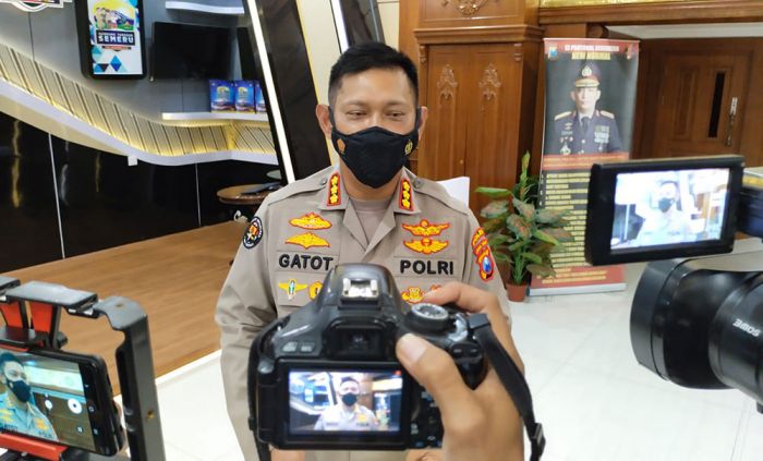 Amankan Demo Buruh Tuntut Kenaikan Upah, Polda Jatim Kerahkan 3.200 Personel dan Tim Khusus Amankan Demo Buruh Tuntut Kenaikan Upah, Polda Jatim Kerahkan 3.200 Personel dan Tim Khusus