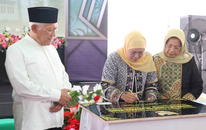 Gubernur Khofifah Resmikan MTs Sains Salahuddin Wahid di Jombang Gubernur Khofifah Resmikan MTs Sains Salahuddin Wahid di Jombang