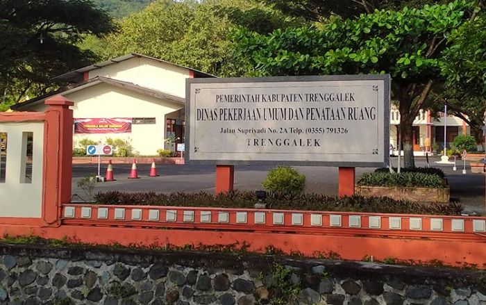 Setelah Dipangkas untuk Covid 19, Dinas PUPR Trenggalek Kini Hanya Mengelola 34 Persen Anggaran Setelah Dipangkas untuk Covid 19, Dinas PUPR Trenggalek Kini Hanya Mengelola 34 Persen Anggaran