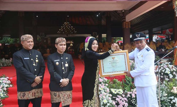Sabet 259 Penghargaan, Bupati Ikfina Ajak Kerja Sama Wujudkan Mojokerto Maju, Adil, dan Makmur Sabet 259 Penghargaan, Bupati Ikfina Ajak Kerja Sama Wujudkan Mojokerto Maju, Adil, dan Makmur