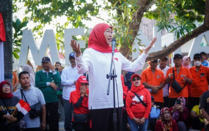 Berangkatkan Jalan Sehat Hari Koperasi di Bojonegoro, Khofifah: Penggerak Ekonomi Kerakyatan Berangkatkan Jalan Sehat Hari Koperasi di Bojonegoro, Khofifah: Penggerak Ekonomi Kerakyatan