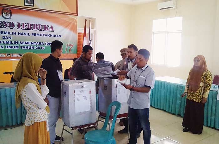 KPU Bangkalan Siap 100 Persen Laksanakan Pilkada KPU Bangkalan Siap 100 Persen Laksanakan Pilkada