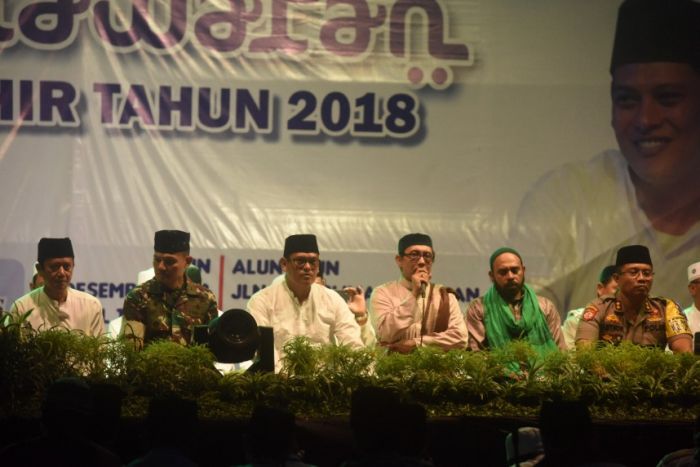 Ini Ritual yang Dilakukan Walikota Kediri Saat Pergantian Tahun Ini Ritual yang Dilakukan Walikota Kediri Saat Pergantian Tahun