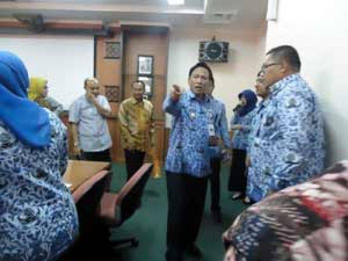 Smelter Batal di Gresik, Peluang Lowongan 10 Ribu Pekerja Gagal Smelter Batal di Gresik, Peluang Lowongan 10 Ribu Pekerja Gagal