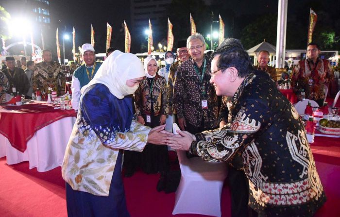Hadapi Krisis Dunia, Gubernur Khofifah Berharap FRI Lahirkan Rekomendasi Strategis Hadapi Krisis Dunia, Gubernur Khofifah Berharap FRI Lahirkan Rekomendasi Strategis