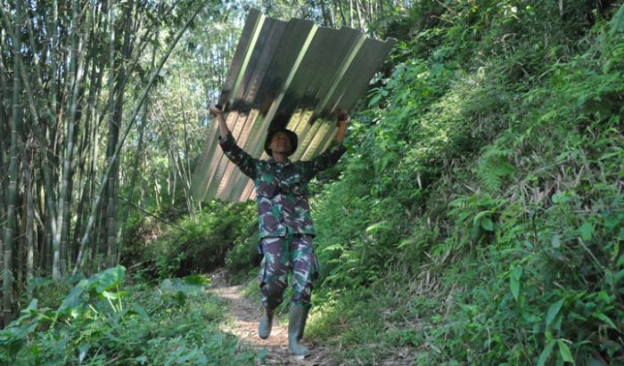 Medan Berat Tidak Menyurutkan Semangat Satgas TMMD