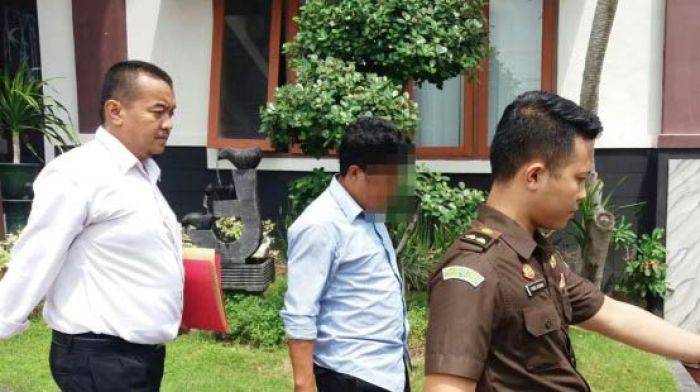 Berkas Kasus Korupsi Proyek Jembatan Kenongorejo Ngawi Dilimpahkan ke Kejari Berkas Kasus Korupsi Proyek Jembatan Kenongorejo Ngawi Dilimpahkan ke Kejari