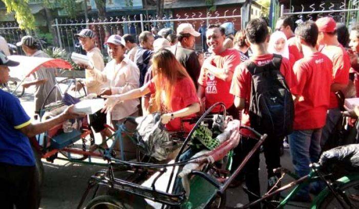 Komunitas Pebisnis Muda Nesia Gresik Gelar Bakti Sosial Komunitas Pebisnis Muda Nesia Gresik Gelar Bakti Sosial
