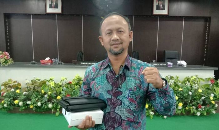 Ini Kisaran Jumlah Pesangon Anggota DPRD Pamekasan Periode 2014-2019 Ini Kisaran Jumlah Pesangon Anggota DPRD Pamekasan Periode 2014-2019