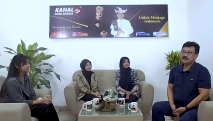 Podcast Kanal Anak Bangsa, Kepsek Selamat Pagi Indonesia Kota Batu Angkat Bicara Podcast Kanal Anak Bangsa, Kepsek Selamat Pagi Indonesia Kota Batu Angkat Bicara