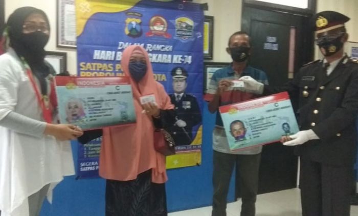 HUT Bhayangkara ke-74, Satlantas Probolinggo Kota Gratiskan SIM untuk Warga yang Lahir 1 Juli