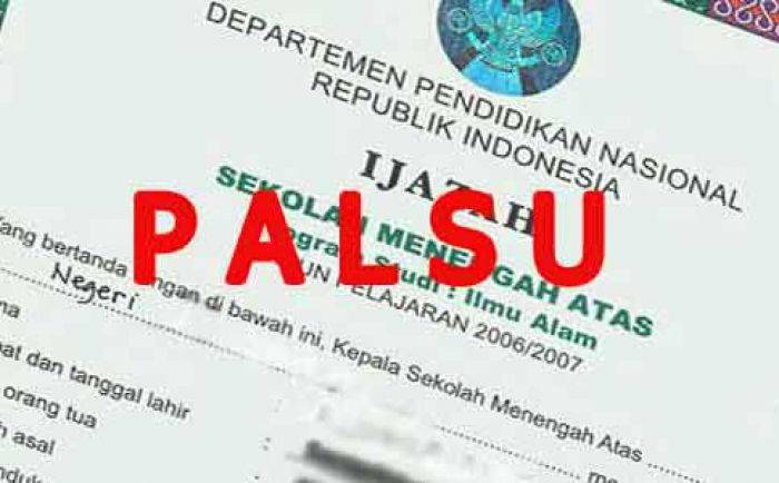 Isu Ijasah Palsu Terpa Pilkada Mojokerto Isu Ijasah Palsu Terpa Pilkada Mojokerto