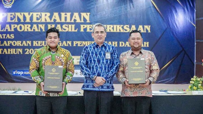 Pemkab Gresik Kembali Raih Predikat Opini WTP dalam Tata Kelola Keuangan Pemkab Gresik Kembali Raih Predikat Opini WTP dalam Tata Kelola Keuangan