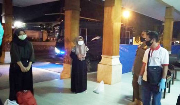 Pulang dari Thailand, Dua Mahasiswa Asal Blitar Langsung Jalani Isolasi Pulang dari Thailand, Dua Mahasiswa Asal Blitar Langsung Jalani Isolasi