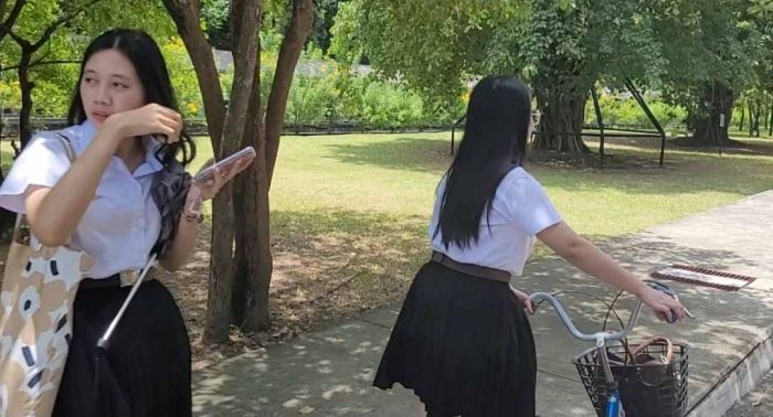 Pakai Seragam Kayak SMA, Mahasiswa Mahidol Temui Dosen Boleh Pakai Celana Pendek Pakai Seragam Kayak SMA, Mahasiswa Mahidol Temui Dosen Boleh Pakai Celana Pendek