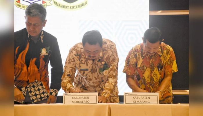 5 Desa di Trawas Siap Menuju Desa Sejahtera, Pemkab Mojokerto Teken MoU dengan Astra dan Kemendes 5 Desa di Trawas Siap Menuju Desa Sejahtera, Pemkab Mojokerto Teken MoU dengan Astra dan Kemendes