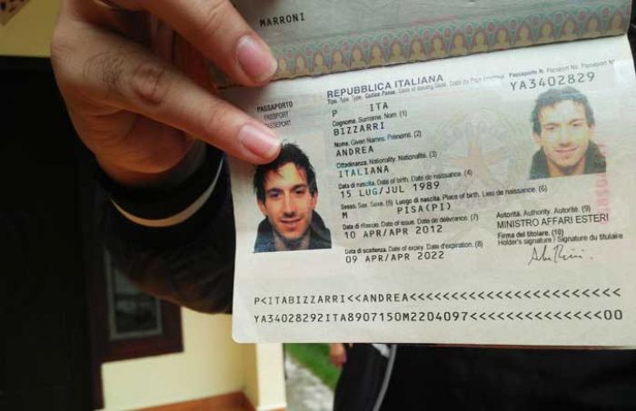 WNA Italia yang Overstay Akhirnya Dideportasi Imigrasi Blitar WNA Italia yang Overstay Akhirnya Dideportasi Imigrasi Blitar