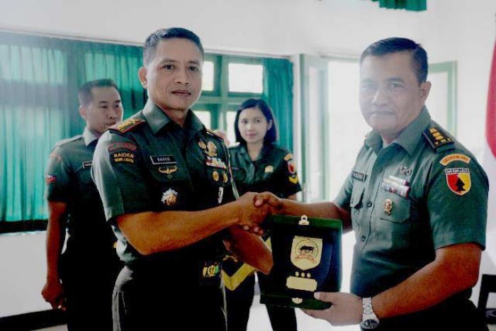 Jabat Kasi Pers, Mayor Kav Mahfudz Gantikan Posisi Letkol Sujangi Jabat Kasi Pers, Mayor Kav Mahfudz Gantikan Posisi Letkol Sujangi
