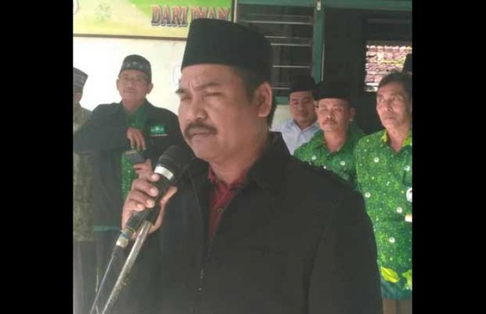 Anggota FPDIP DPRD Gresik Tanamkan Bela Negara Lewat Cerdas Cermat Anggota FPDIP DPRD Gresik Tanamkan Bela Negara Lewat Cerdas Cermat