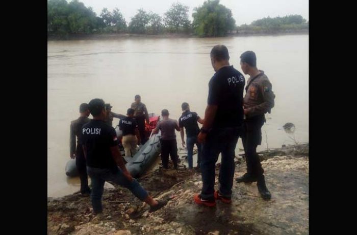 Gerebek Tambang Pasir Ilegal, Polres Bojonegoro Amankan 2 Diesel dan 1 Pekerja