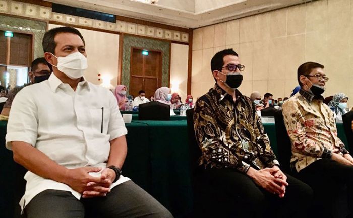 Dukung PEN Pasca Covid-19, Ginsi Jatim Sosialisasikan Revisi Aturan Post Border Dukung PEN Pasca Covid-19, Ginsi Jatim Sosialisasikan Revisi Aturan Post Border