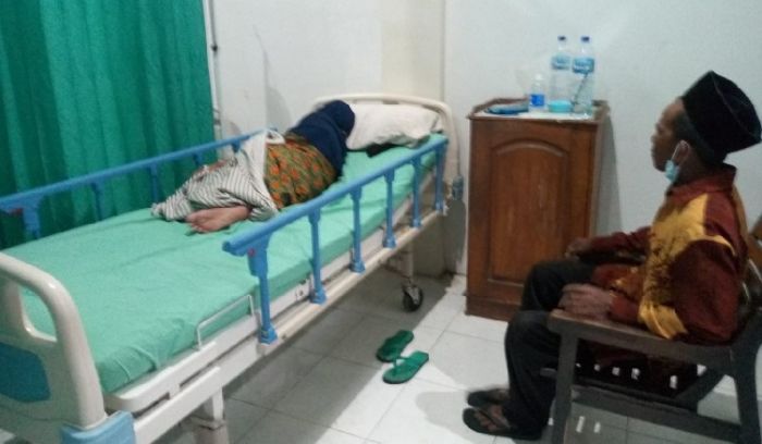 Pulang Yasinan, Puluhan Warga Garu Jombang Keracunan Massal Pulang Yasinan, Puluhan Warga Garu Jombang Keracunan Massal