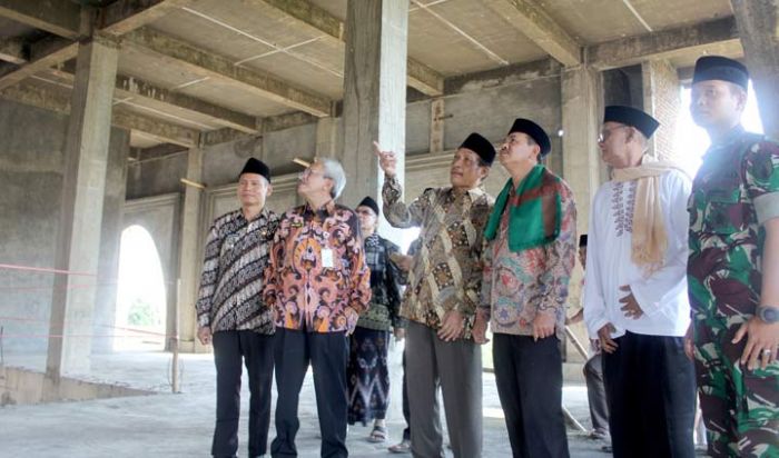 Digelontor Rp 7,5 Miliar, Pembangunan Masjid Agung Darussalam Harus Rampung Akhir 2019 Digelontor Rp 7,5 Miliar, Pembangunan Masjid Agung Darussalam Harus Rampung Akhir 2019