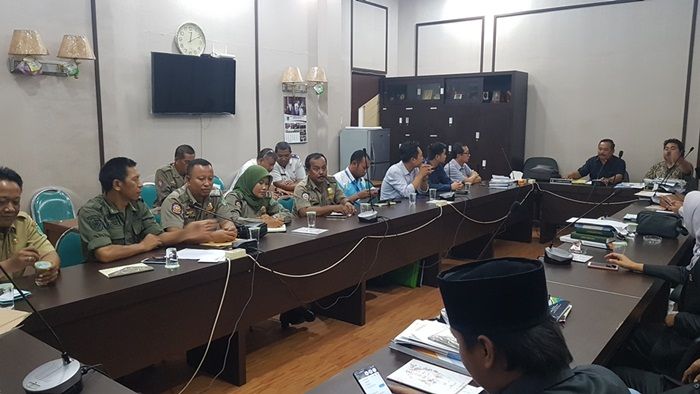 Sebabkan Kemacetan, PT Cimory Diminta Dewan Urus Semua Kekurangan Perizinan Sebabkan Kemacetan, PT Cimory Diminta Dewan Urus Semua Kekurangan Perizinan