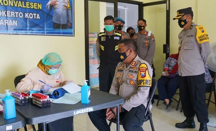 Kapolres Bersama Anggota Screening Donor Plasma Konvalesen